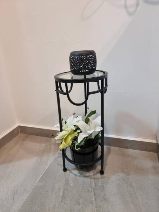 דירת זוּגַג מפנקת עם מרפסת משגעת ונוף למפרץ. Apartment Eilat Exterior photo