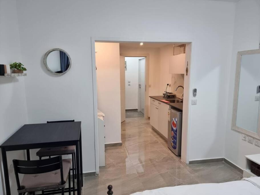 דירת זוּגַג מפנקת עם מרפסת משגעת ונוף למפרץ. Apartment Eilat Exterior photo